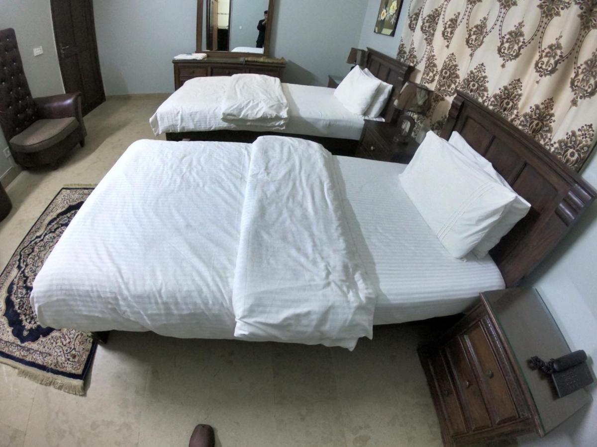Seaview Guest House Karachi Exteriör bild