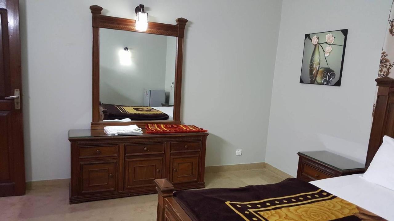 Seaview Guest House Karachi Exteriör bild